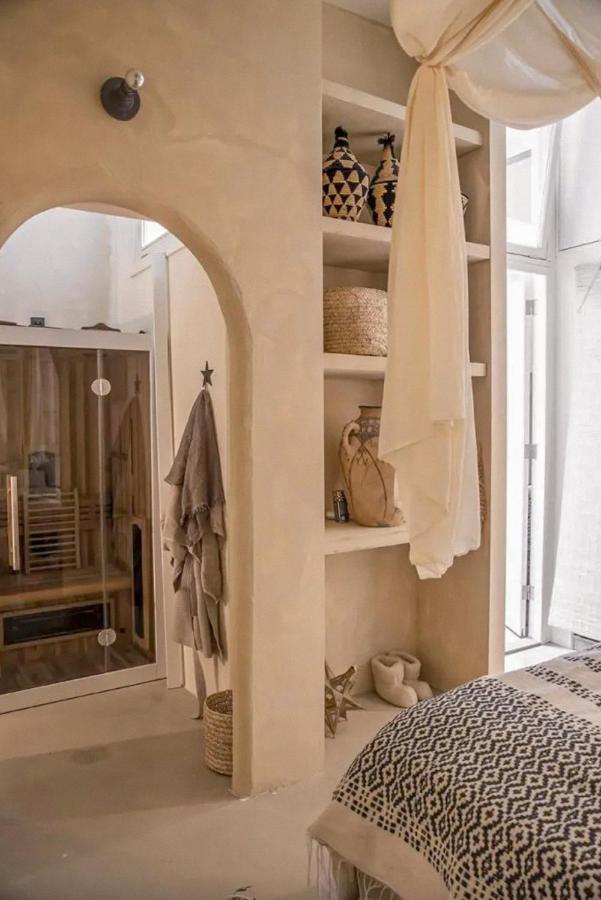 Haert Boutique Wellness Suites City Centre Haarlem Bagian luar foto
