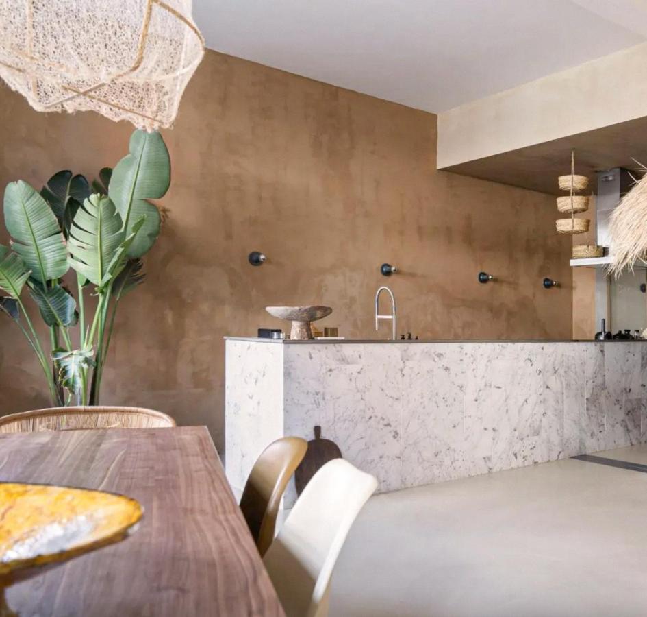 Haert Boutique Wellness Suites City Centre Haarlem Bagian luar foto